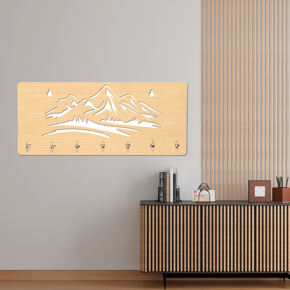 Mountain Unique Design Wall-Mounted Key Holder for Home Wall