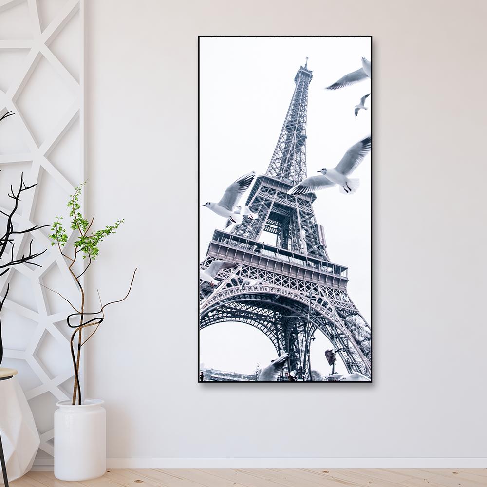 Monochromatic Eiffle Tower Framed Wall Art