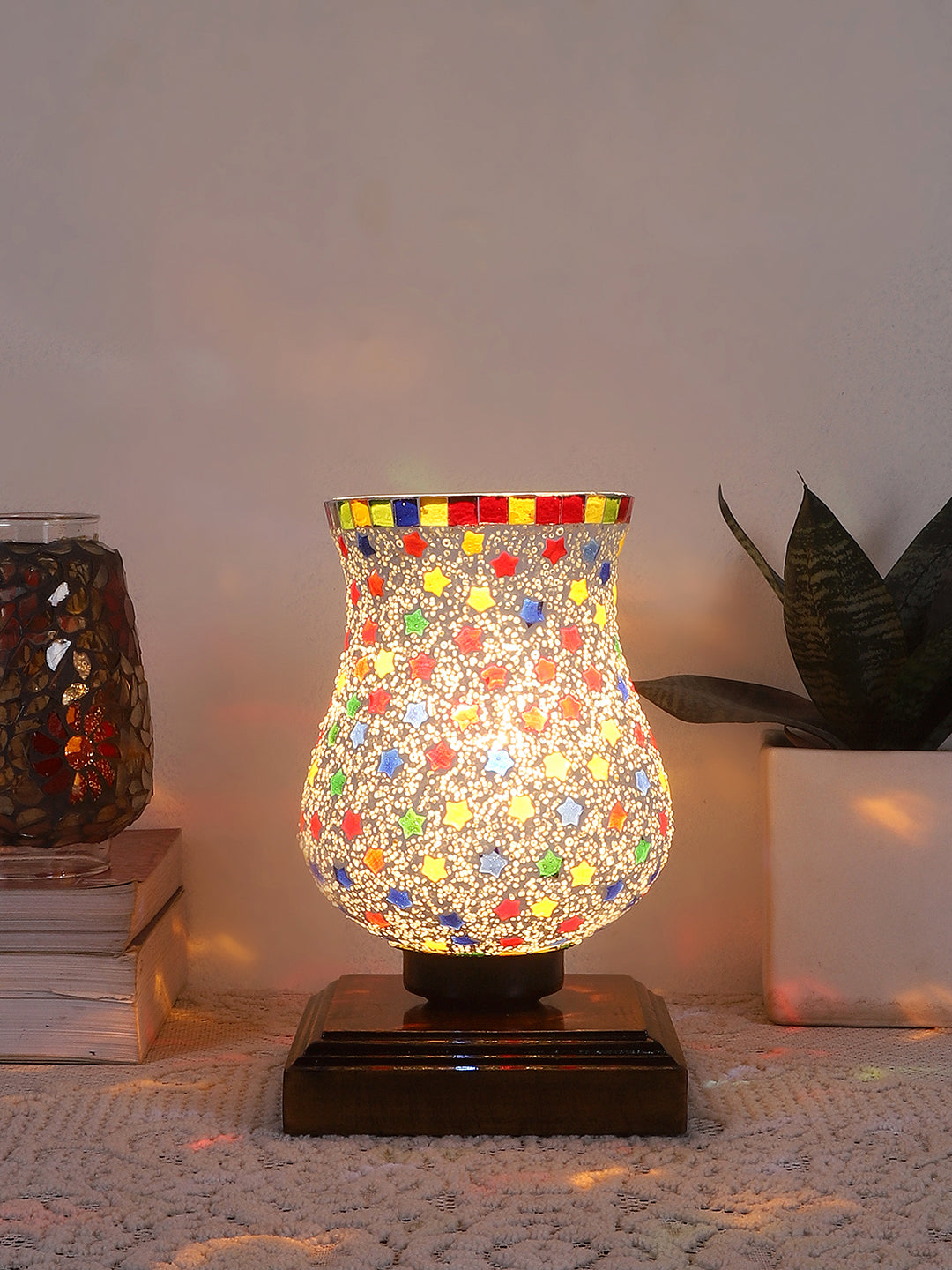 Mosaic Glass Table Lamp with wood Square Brown Base (NM25)