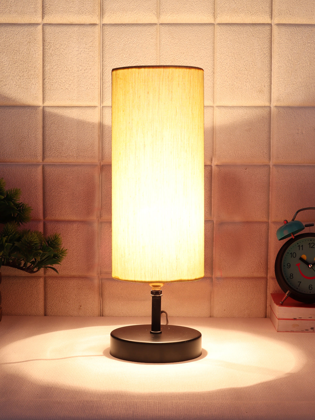 Wood Table Lamp with Off-white Cotton Shade (ACAP04)