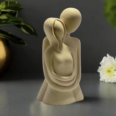 Hugging Couple Statue showpiece Sculptures for Valentine Gifts Home Decor, Valentine's Day, Romantic Figurines
