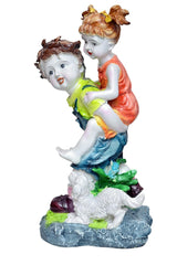 Polyresin Couple Showpiece
