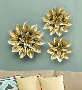 Sparkle and Shine Metal Gold Flower Wall art