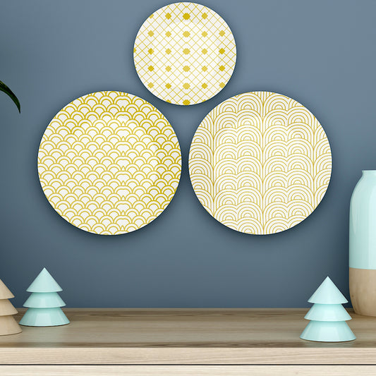 Ceramic Decorative Wall Plates With Lattice Pattern Modern Design Wall Art Set of 3