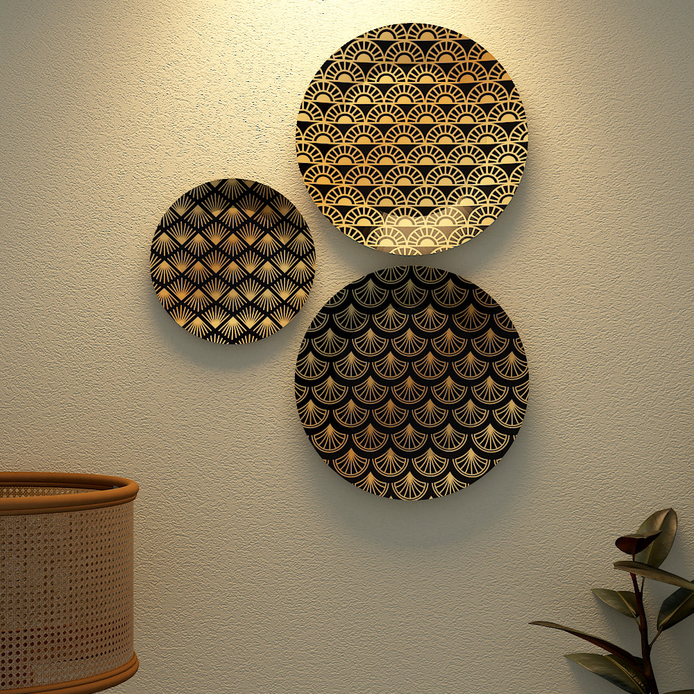 Catchy Gold Art Deco Pattern Ceramic Wall Decorative Plates | Set of 3