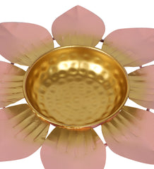 Baby Pink & Gold Flower Urli