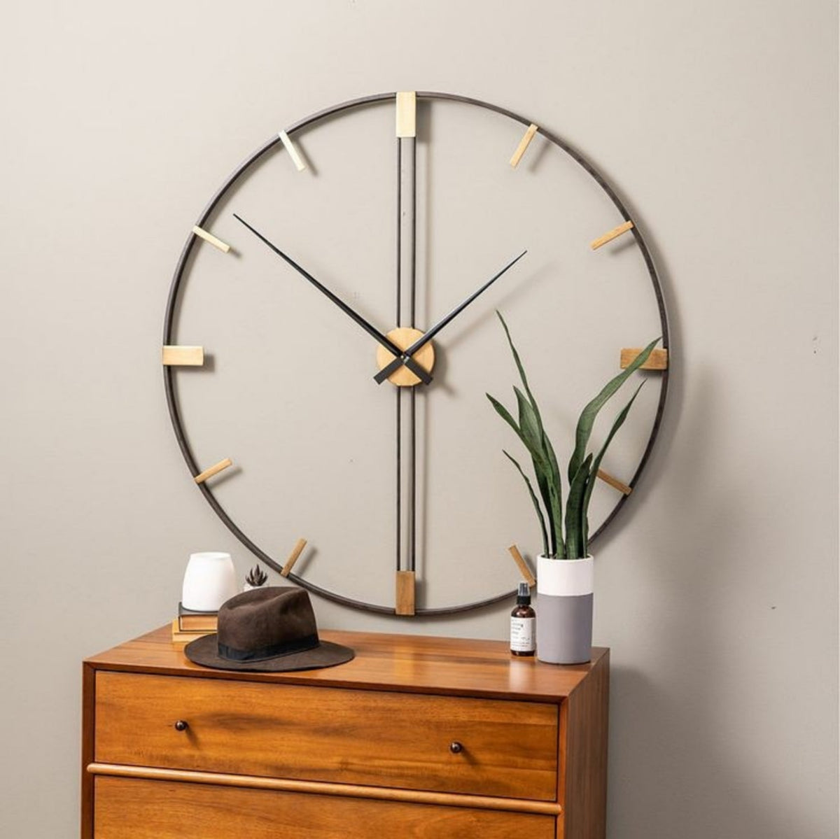 Henderson 24? Wall Clock