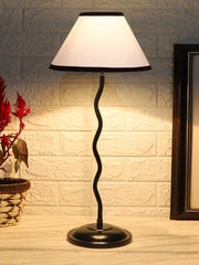 White & Black Cotton Zig Zag Table Lamp with Iron Base (AE07)